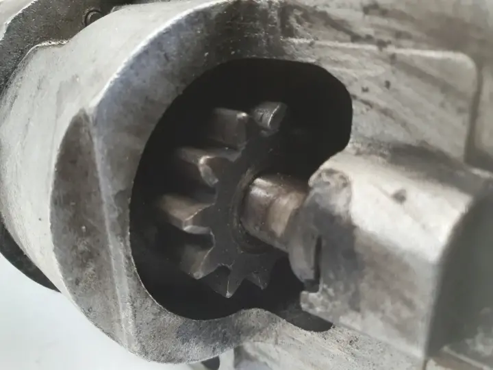 20ef247ab05aff1239aa0af927bf8952