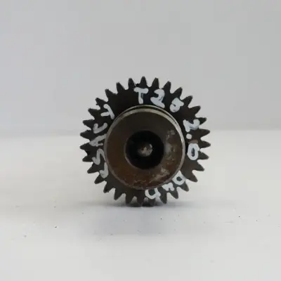 Avensis T25 2.0 D4D WAŁEK ROZRZĄDU ssący