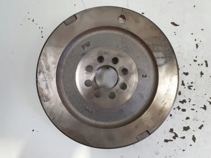 Toyota Yaris IV 1.5 H SPRZĘGŁO KOŁO TARCZA