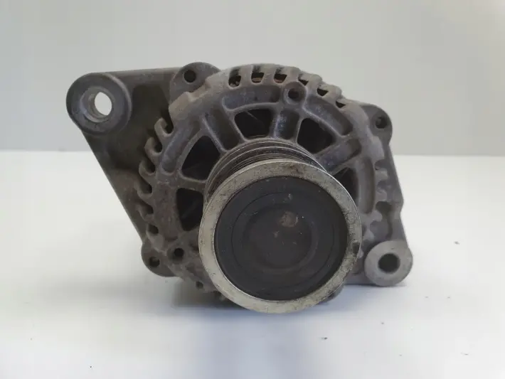 Opel Insignia 2.0 CDTI ALTERNATOR