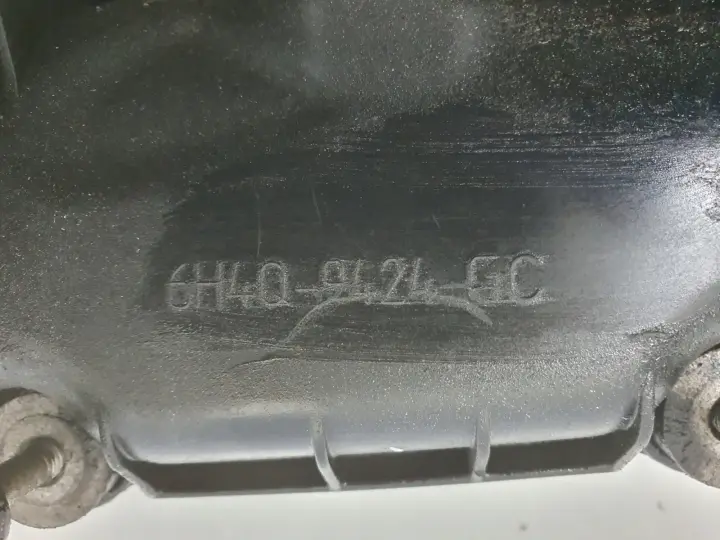 Range Rover III L322 3.6 TD V8 POKRYWA ZAWORÓW 6H4Q-9424-GC