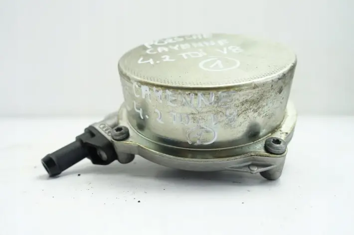 Porsche Cayenne 4.2 TDI POMPA VACUM 059145100J