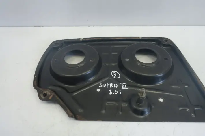 Toyota Supra III 3.0 i OBUDOWA ROZRZĄDU osłona