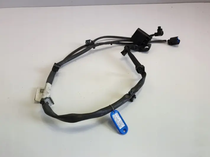 Mercedes W205 3.0 V6 WIĄZKA instalacja A2761506588