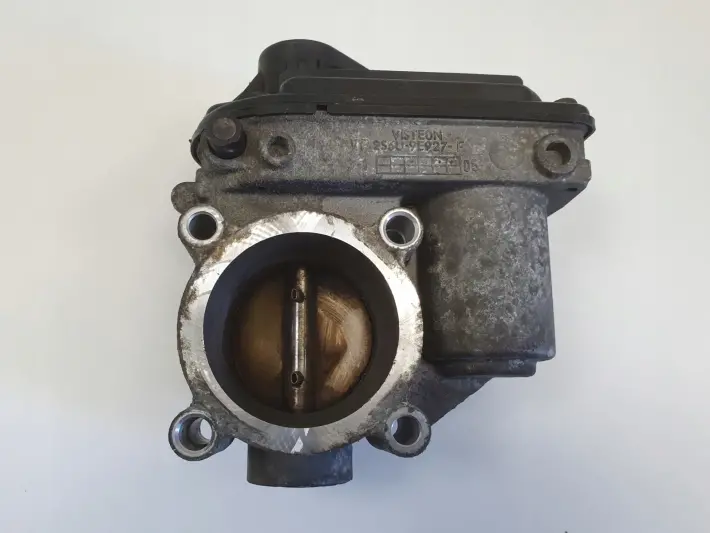 Ford Focus MK2 II 1.6 16V PRZEPUSTNICA VP4F9U-9E928-BA