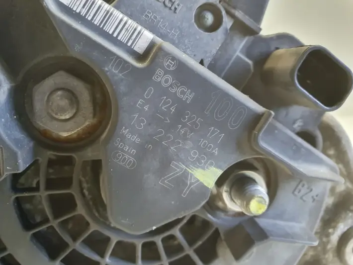 Opel Corsa D 1.2 16V ALTERNATOR 100A ZY 0124325171 bosch