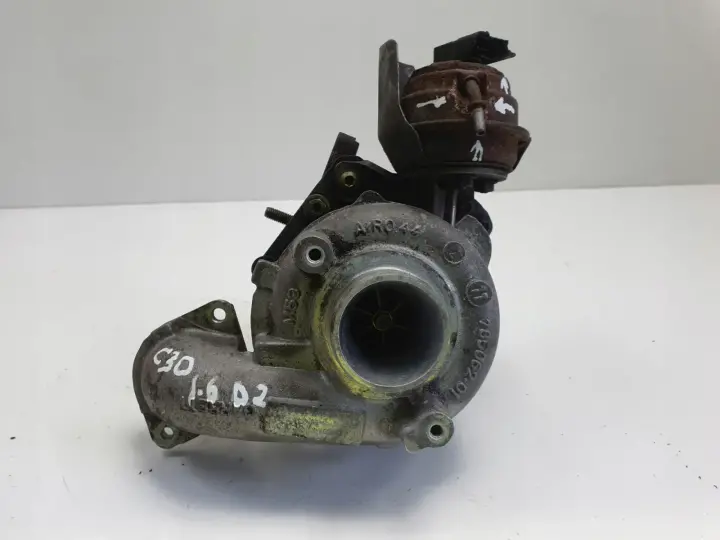 VOLVO C30 V40 S40 V50 S60 II 1.6 D2 TURBOSPRĘŻARKA turbo 9686120680