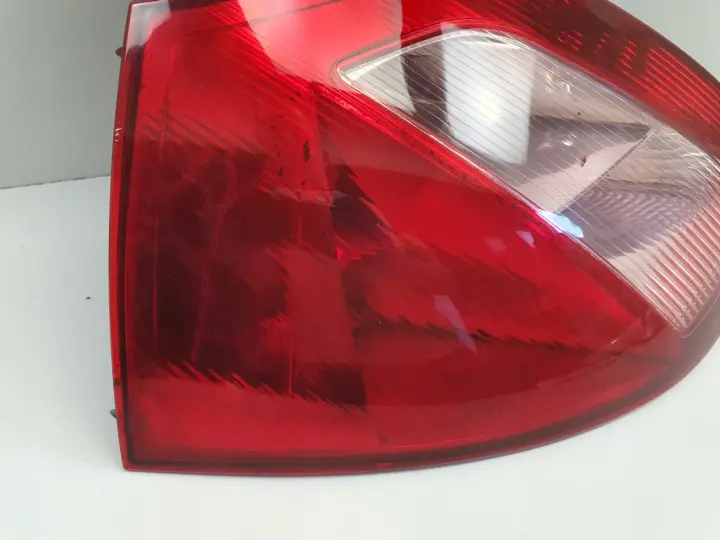Renault Megane II HB 02-05r TYLNA LAMPA LEWA lewy tył kierowcy