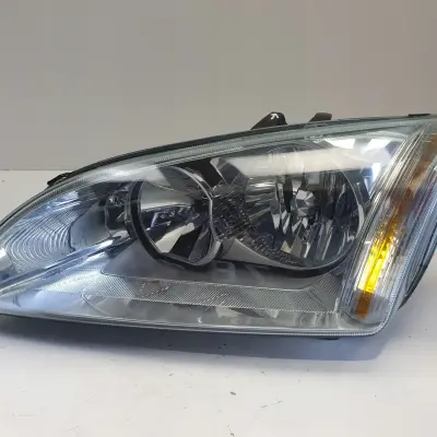 Ford Focus mk2 02-06 PRZEDNIA LAMPA LEWA lewy przód anglik