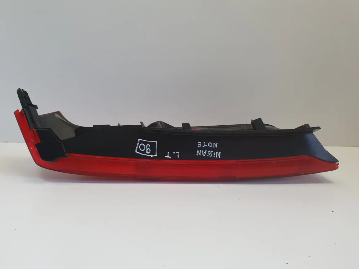 Nissan Note I 06-12r TYLNA LAMPA LEWA lewy tył tylnia