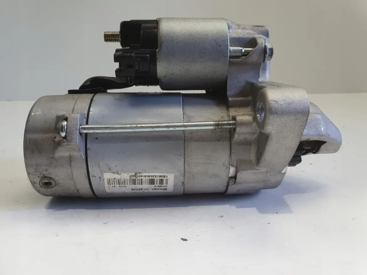 Lexus IS IS220 2.2 D-CAT ROZRUSZNIK 33265N