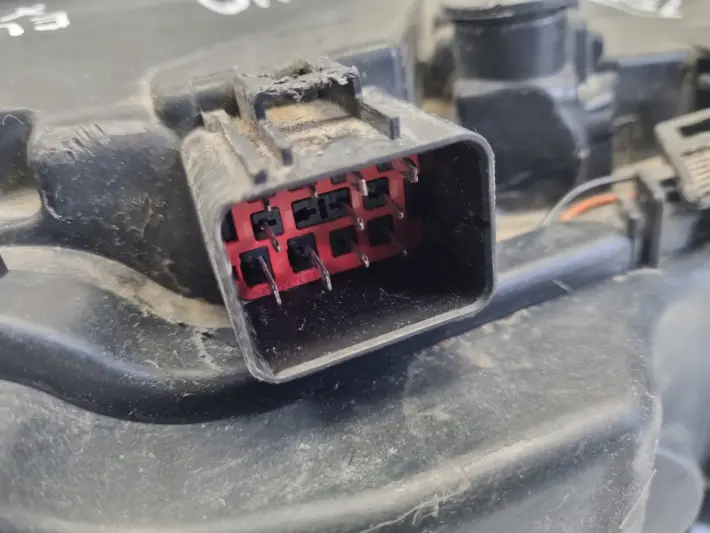 Volvo S80 II V70 III XC70 PRZEDNIA LAMPA LEWA LEWY PRZÓD XENON 31214347