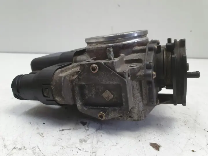 BMW E46 E39 2.5 i PRZEPUSTNICA 1433414