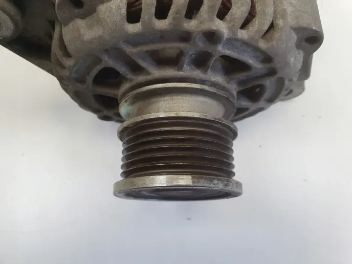 Opel Insignia 2.0 CDTI ALTERNATOR