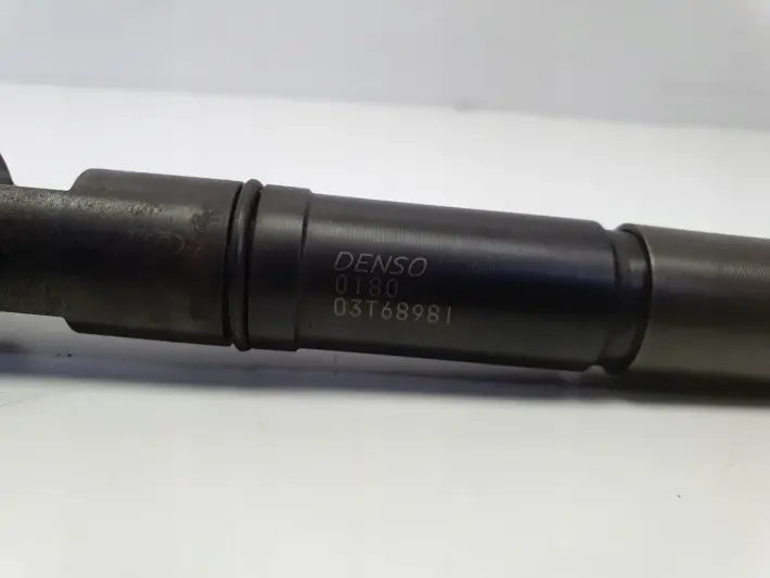 Volvo V70 III XC70 II lift 2.0D D4 WTRYSKIWACZ PALIWA Wtrysk 31405404