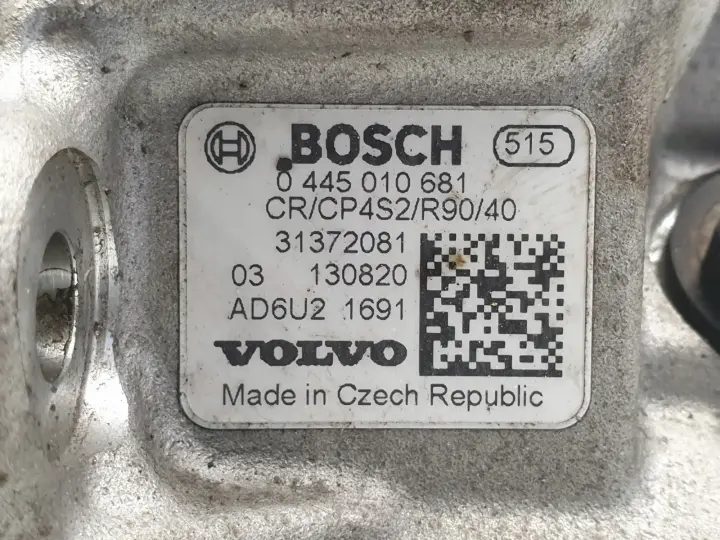 Volvo XC60 2.0 D4 POMPA WTRYSKOWA 0445010681