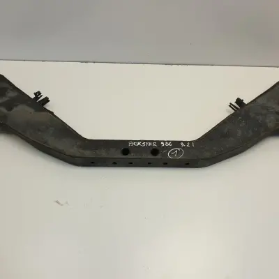 Porsche Boxster 986 BELKA SILNIKA Mocowanie