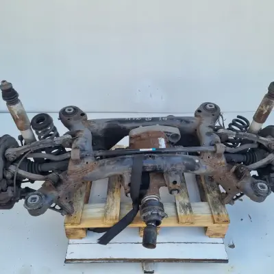 BMW E90 E92 M3 4.0 V8 420K TYLNY MOST SANKI TYLNE ZAWIESZENIE TARCZA ZACISK