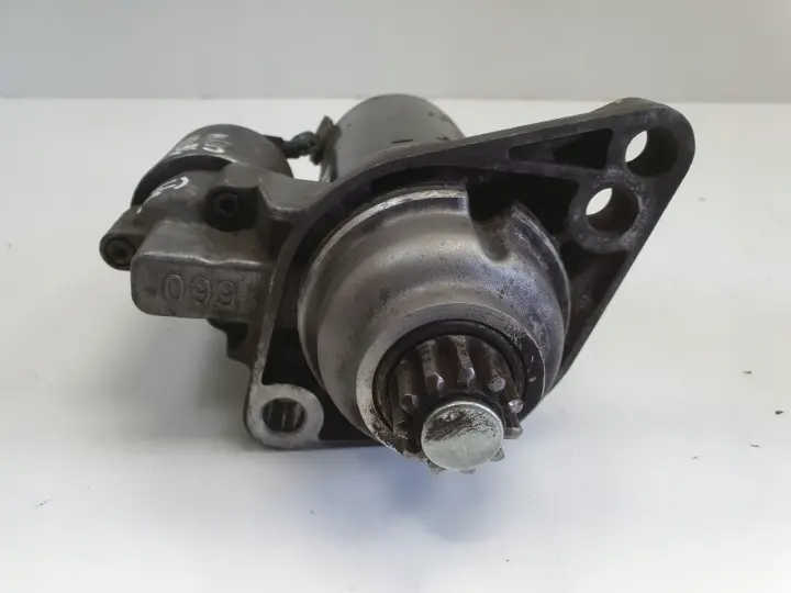 Audi A3 II 8P 1.6 TDI ROZRUSZNIK BOSCH