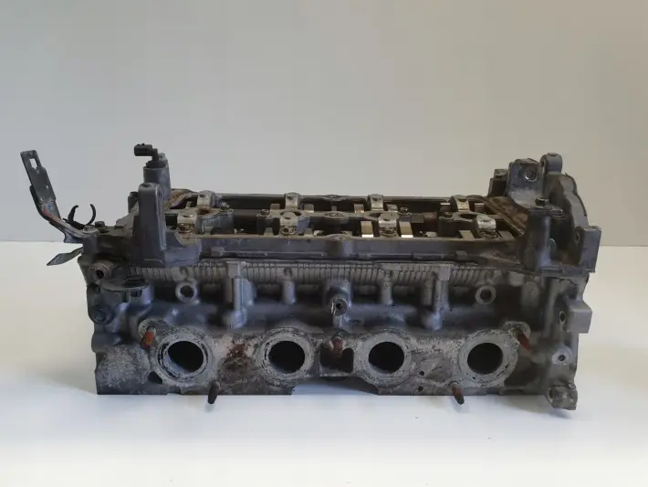 Nissan Qashqai 2.0 16V GŁOWICA CYLINDRÓW wałki