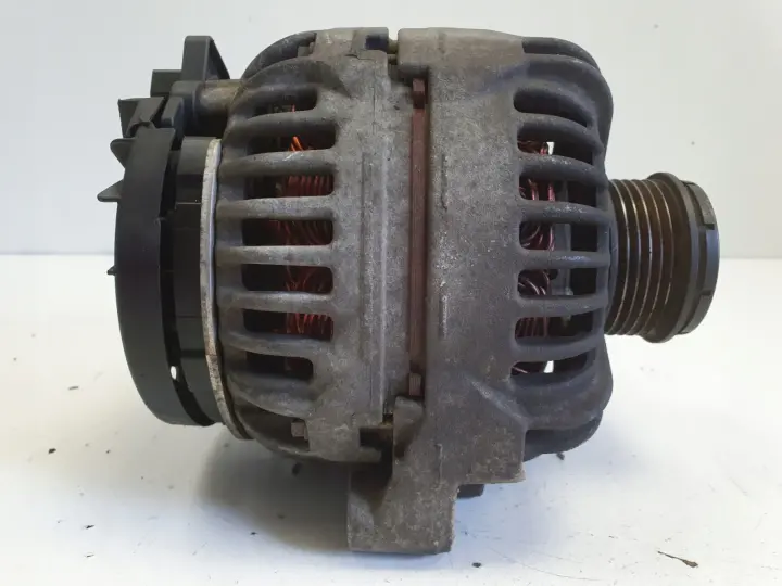 Volvo XC90 2.5 T ALTERNATOR bosch 0124525060 30658085