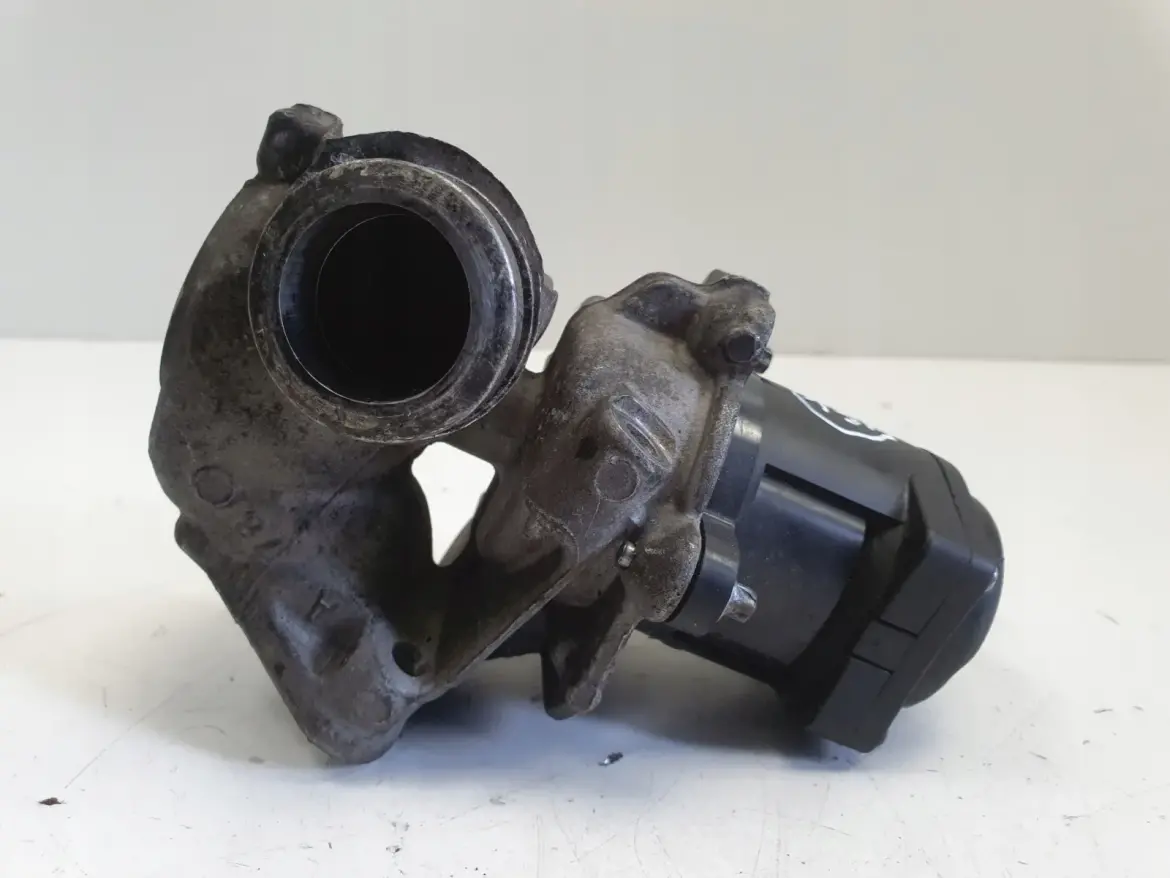 Ford Focus MK2 II 1.6 TDCI ZAWÓR EGR 9672880080