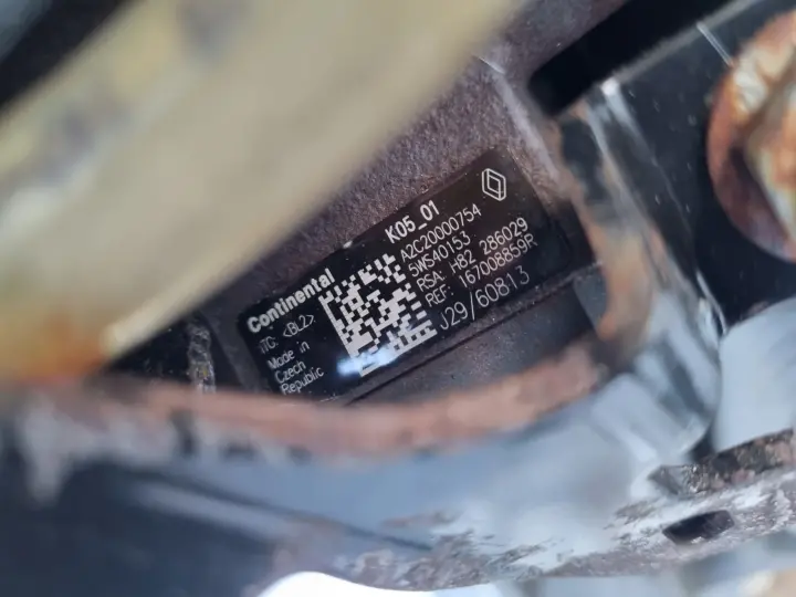 SILNIK BEZ OSPRZĘTU Renault Megane III 1.5 DCI K9K832