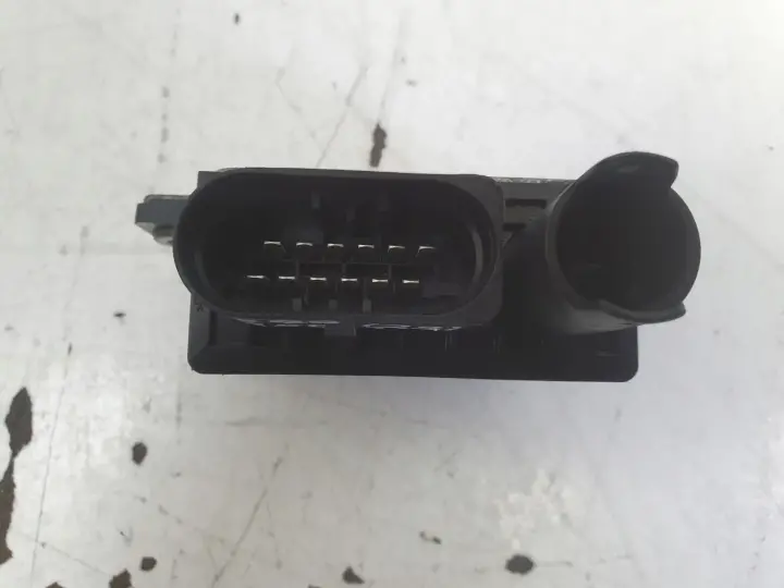 BMW E87 E90 2.0 D PRZEKAŹNIK ŚWIEC ŻAROWYCH 859172301 N47