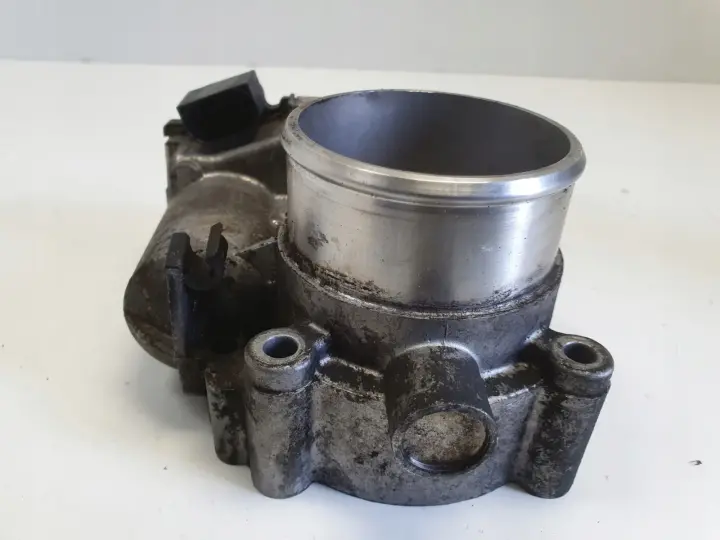 Mercedes W203 CLK W209 1.8 K PRZEPUSTNICA A2711410025 0280750076