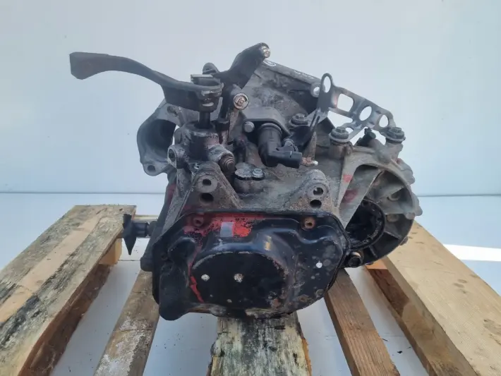 VW Polo IV 1.9 SDI MANUALNA SKRZYNIA BIEGÓW manual GSA