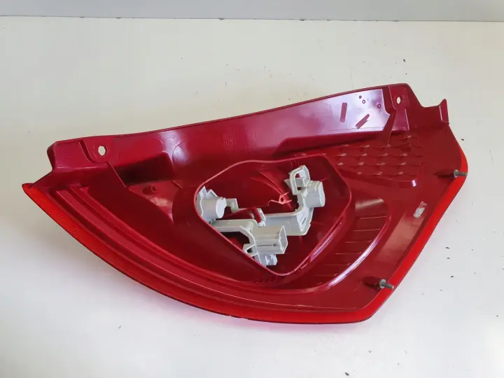 Ford Fiesta VII MK7 08-12r TYLNIA LAMPA LEWA LEWY TYŁ kierowcy 8A61-13405-A