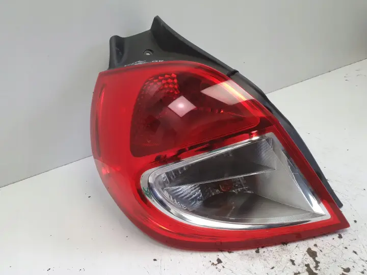 Renault Clio III HB lift TYLNA LAMPA LEWA lewy tył kierowcy 8200886944