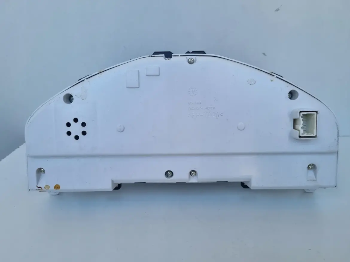 Volvo S80 II V70 III XC70 II 2.0 16V LICZNIK ZEGARY Europa 30786622AB