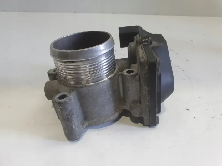 VW Eos 2.0 TDI PRZEPUSTNICA 03L128063R