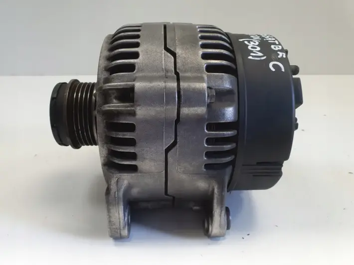 VW Passat B5 1.9 TDI ALTERNATOR bosch 0123515003 120A