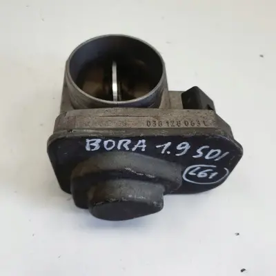 VW Bora 1.9 SDI PRZEPUSTNICA 038128063C