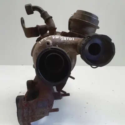 VW Golf V 1.9 TDI TURBOSPRĘŻARKA turbo 038253016K