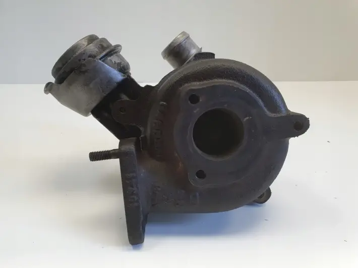 Seat Ibiza II 1.9 TDI TURBOSPRĘŻARKA turbo 028145702N