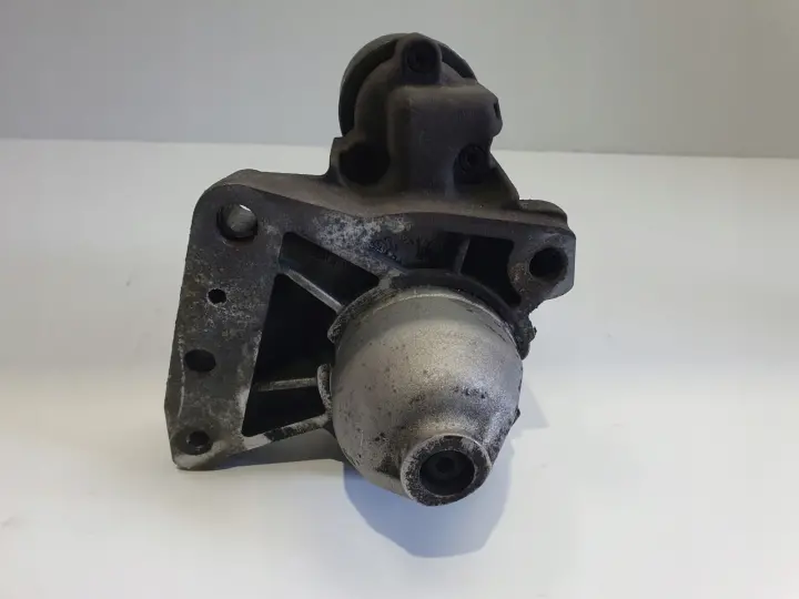 Mini Cooper R56 1.6 D ROZRUSZNIK bosch 0001138006 7802945