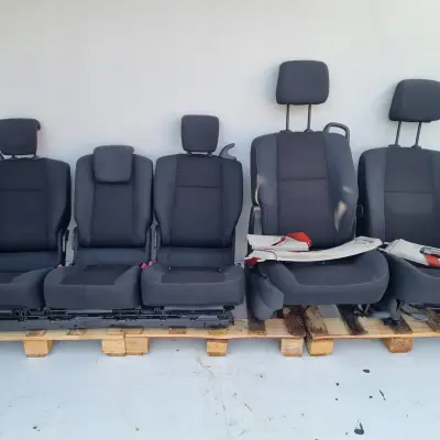 Renault Scenic II Conquest FOTEL FOTELE KOMPLET FOTELI europa