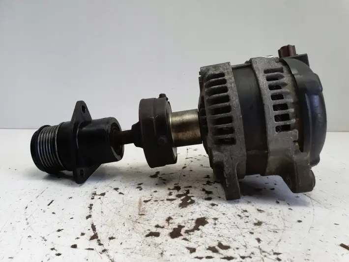 Ford Focus MK2 1.8 TDCI ALTERNATOR denso 4M5T-10300-UD 150A