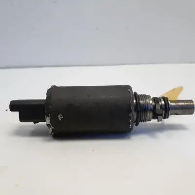 Ford Fiesta MK6 VI 1.4 TDCI CZUJNIK PALIWA zawór REGULATOR 00952250