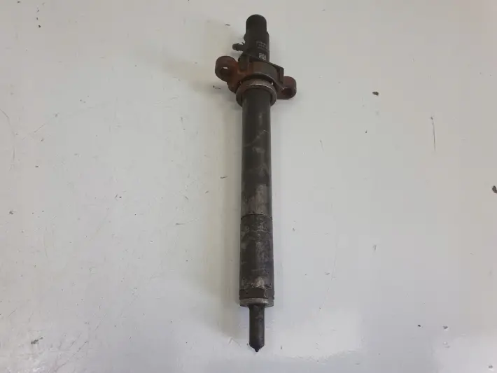 Citroen C5 III 2.0 HDI WTRYSKIWACZ wtrysk 9688438580