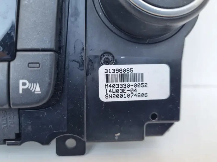 Volvo S60 II V60 I XC60 I PANEL KLIMATYZACJI Nawiewu radia 31398065
