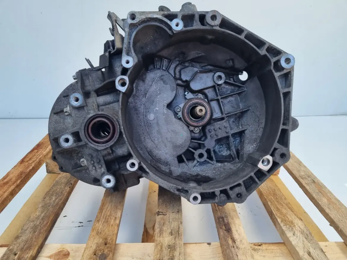 Opel Vectra C 1.9 CDTI SKRZYNIA BIEGÓW M32 manualna MANUAL