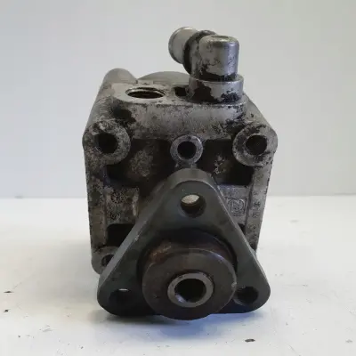 BMW E46 1.8 1.9 M43 POMPA WSPOMAGANIA oryginał