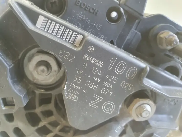 Opel Zafira A 1.8 16V ALTERNATOR 0124425025 100A bosch