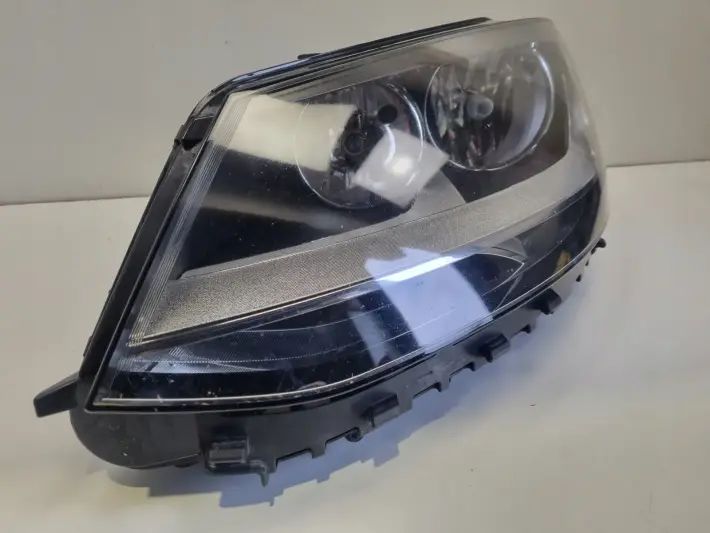 VW Sharan II MK2 PRZEDNIA LAMPA LEWA LEWY PRZÓD 7N1941005 0301242201