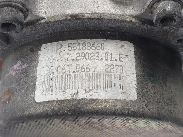 51a94fae9f2910ca9cbbe82eddcc5a8d