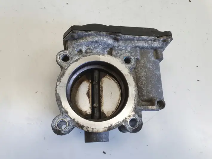 Mazda CX3 2.0 B PRZEPUSTNICA PE0113640B